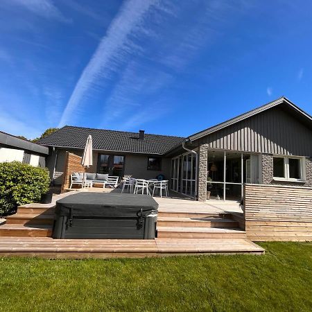 Вилла Wunderbares Feriendomizil Mit Whirlpool Сёльвесборг Экстерьер фото