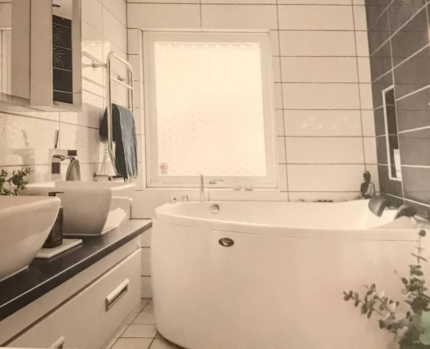 Вилла Wunderbares Feriendomizil Mit Whirlpool Сёльвесборг Экстерьер фото